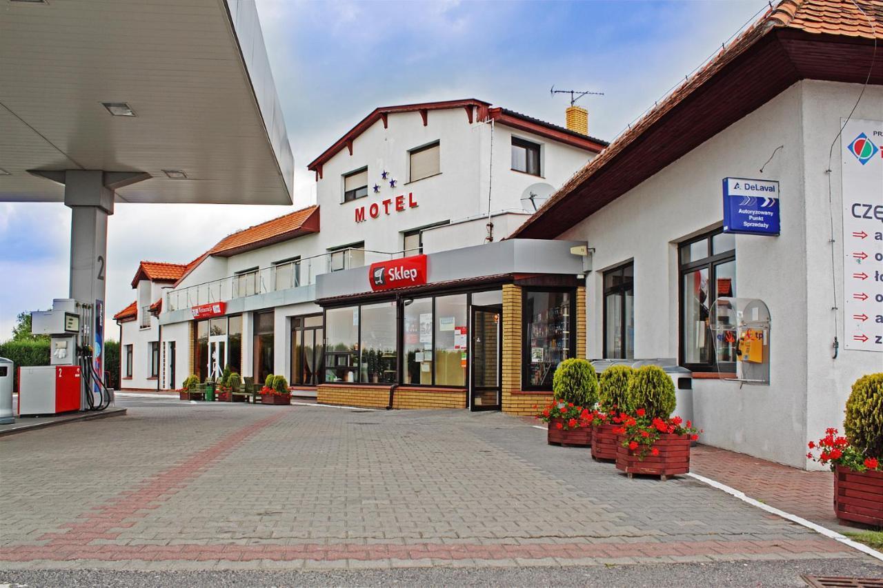 Motel Duet Granowo Exterior photo