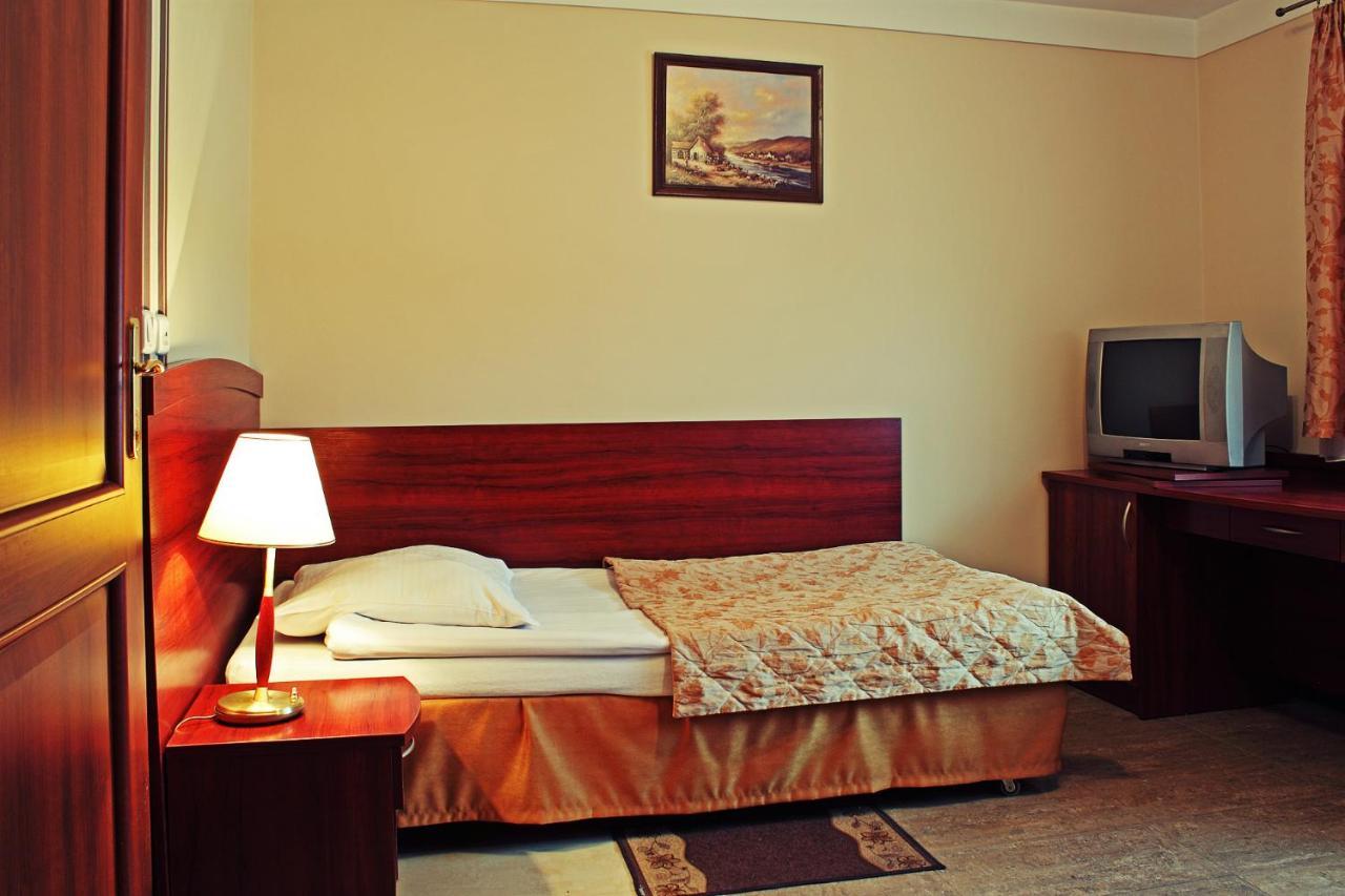 Motel Duet Granowo Exterior photo